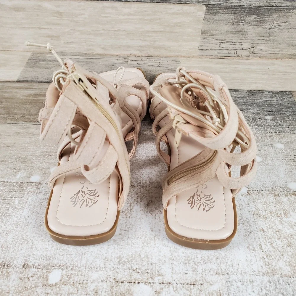 GC Shoes Alma Womens Gladiator Sandal Sz 8 Beige Suede Comfort Open & Square Toe